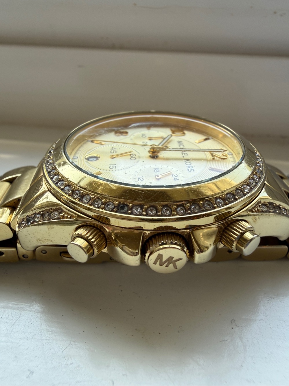 Michael Kors Gold Watch - Picture 4 of 7